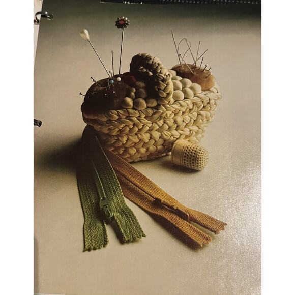 Talon Makes It VTG Zipper Sewing Booklet Threads Tapes Trims Seams Fabrics - Picture 6 of 8